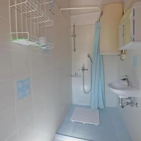 And Viktorija Appartement Vinkuran