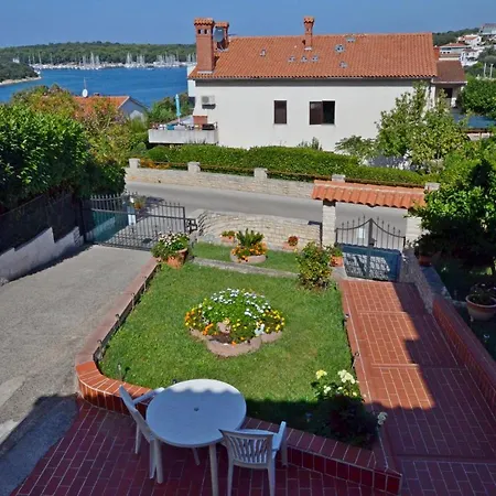 Apartments&rooms Viktorija * Vinkuran