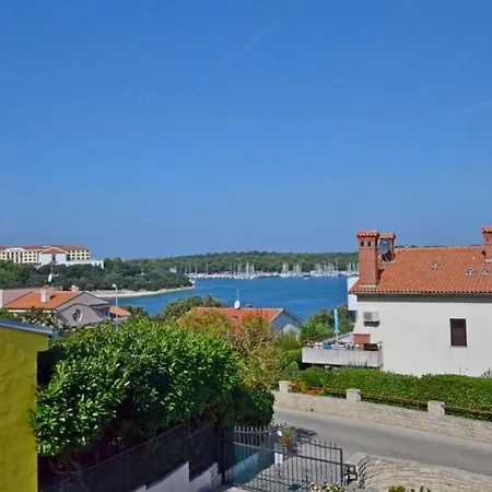 Apartament And Viktorija Vinkuran