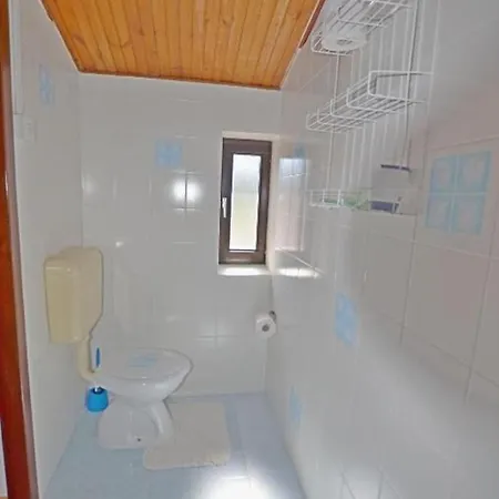 And Viktorija Apartment *