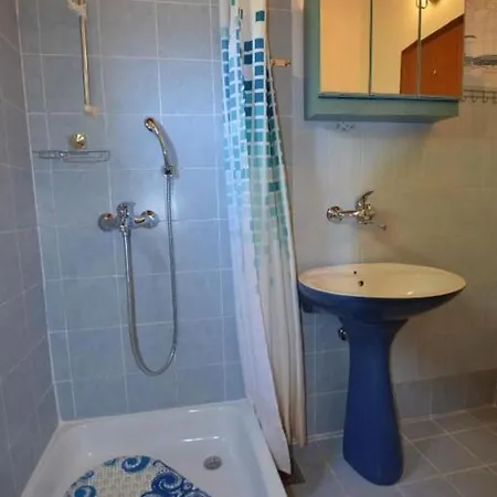 Apartment And Viktorija Vinkuran